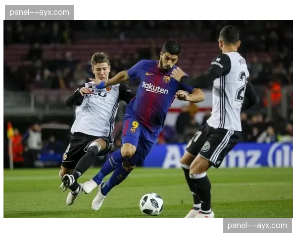 巴塞罗那2-0战胜瓦伦西亚，16岁小将亚马尔传射建功